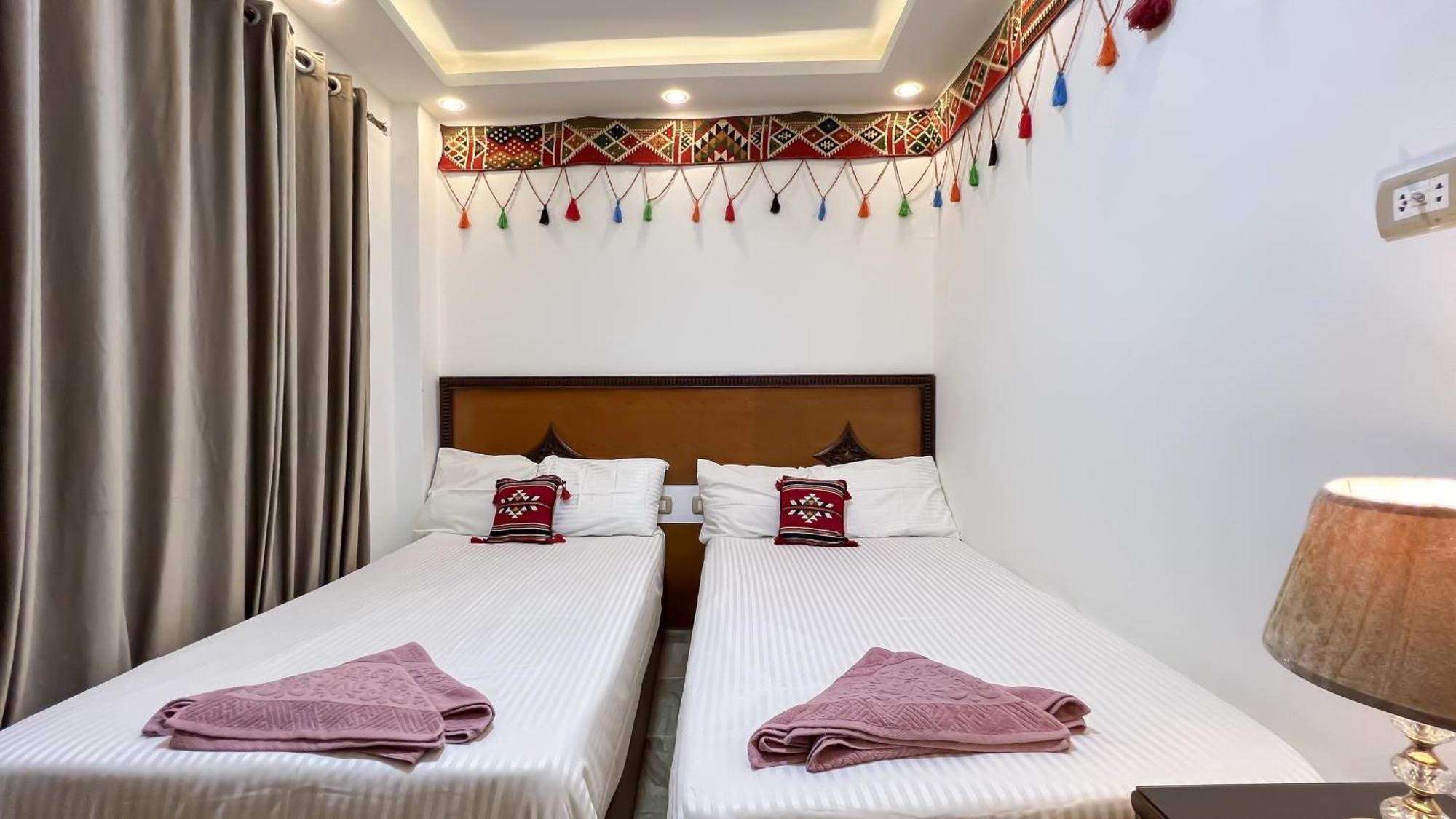 Atlantis Pyramids Inn New Giza Extérieur photo