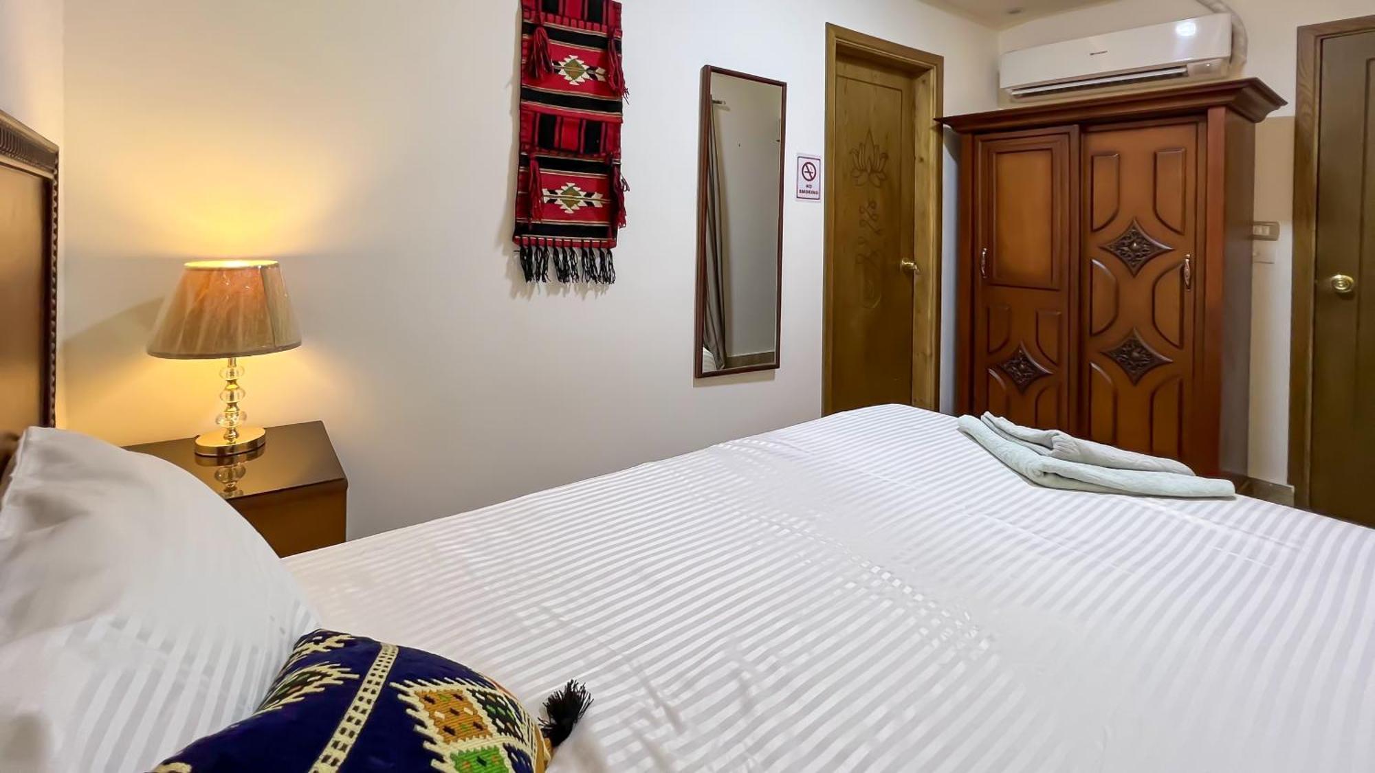 Atlantis Pyramids Inn New Giza Extérieur photo