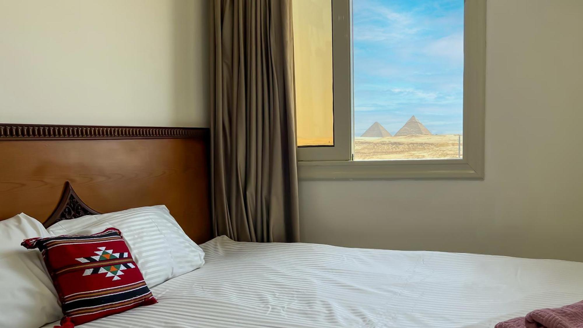 Atlantis Pyramids Inn New Giza Extérieur photo